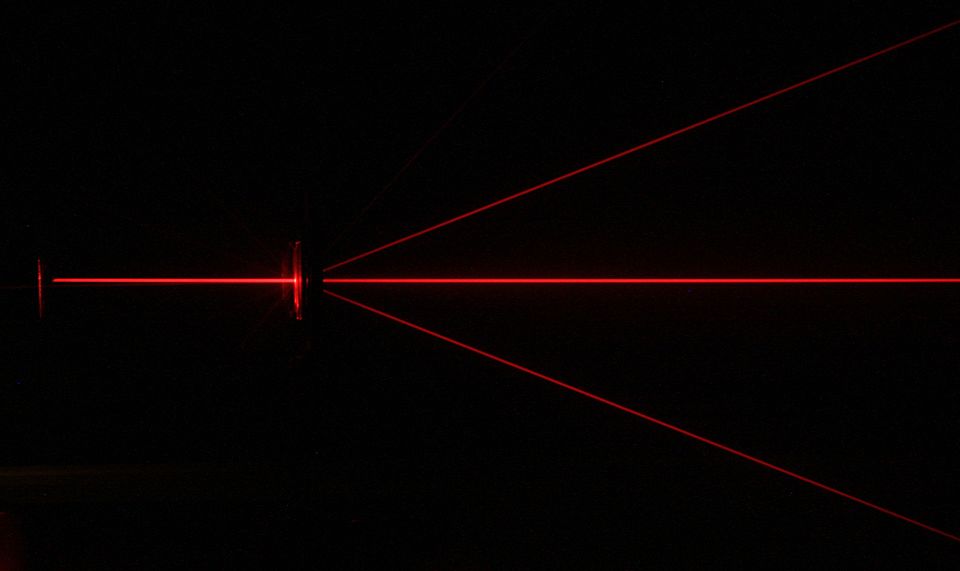 Diffraction-red laser-diffraction grating PNr°0126